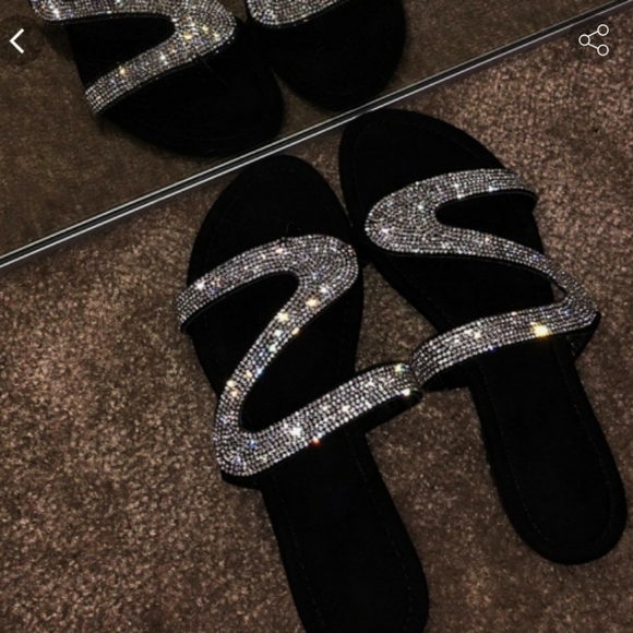 Sandals - Picture 2 of 3